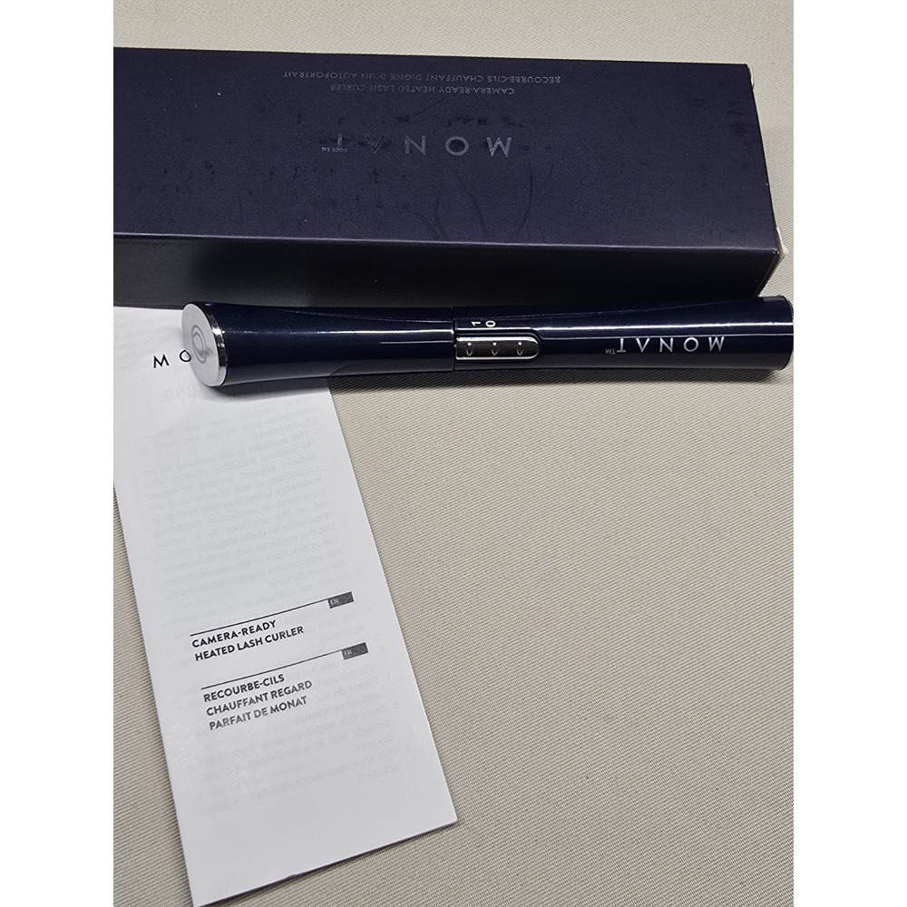 Monat Camera Ready Heated Eyelash Curler New